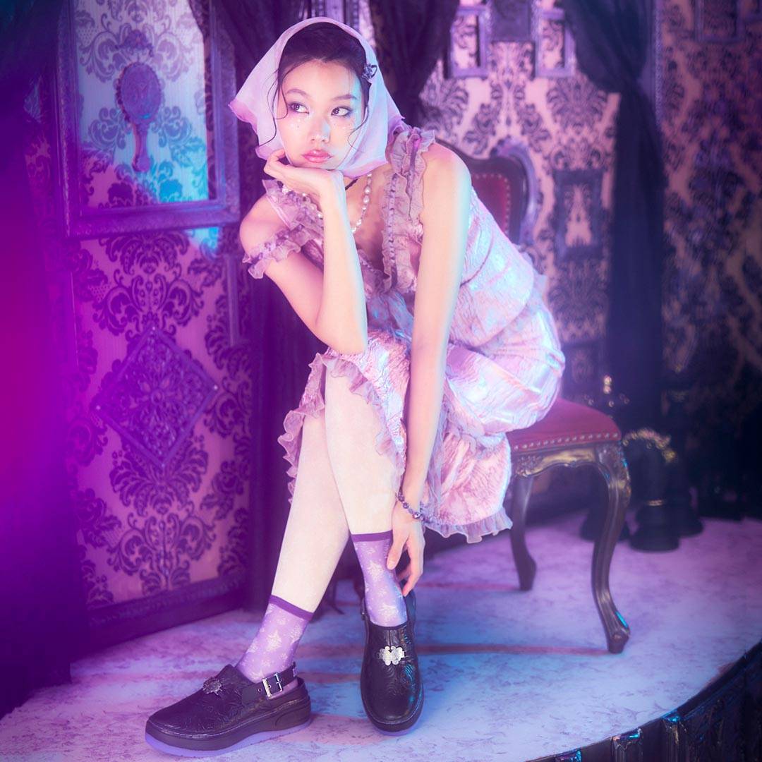 26SS CONVERSE ANNA SUI 02